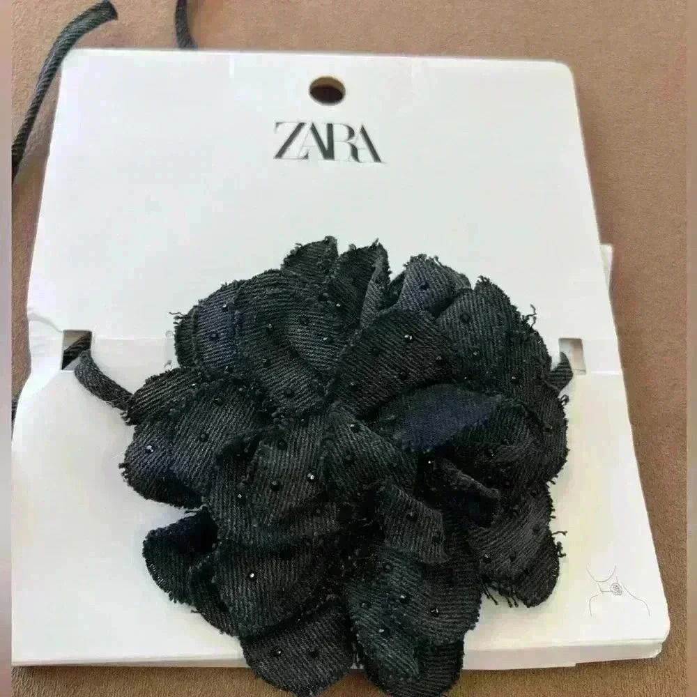 🔥🔥Zara black denim rhinestone choker